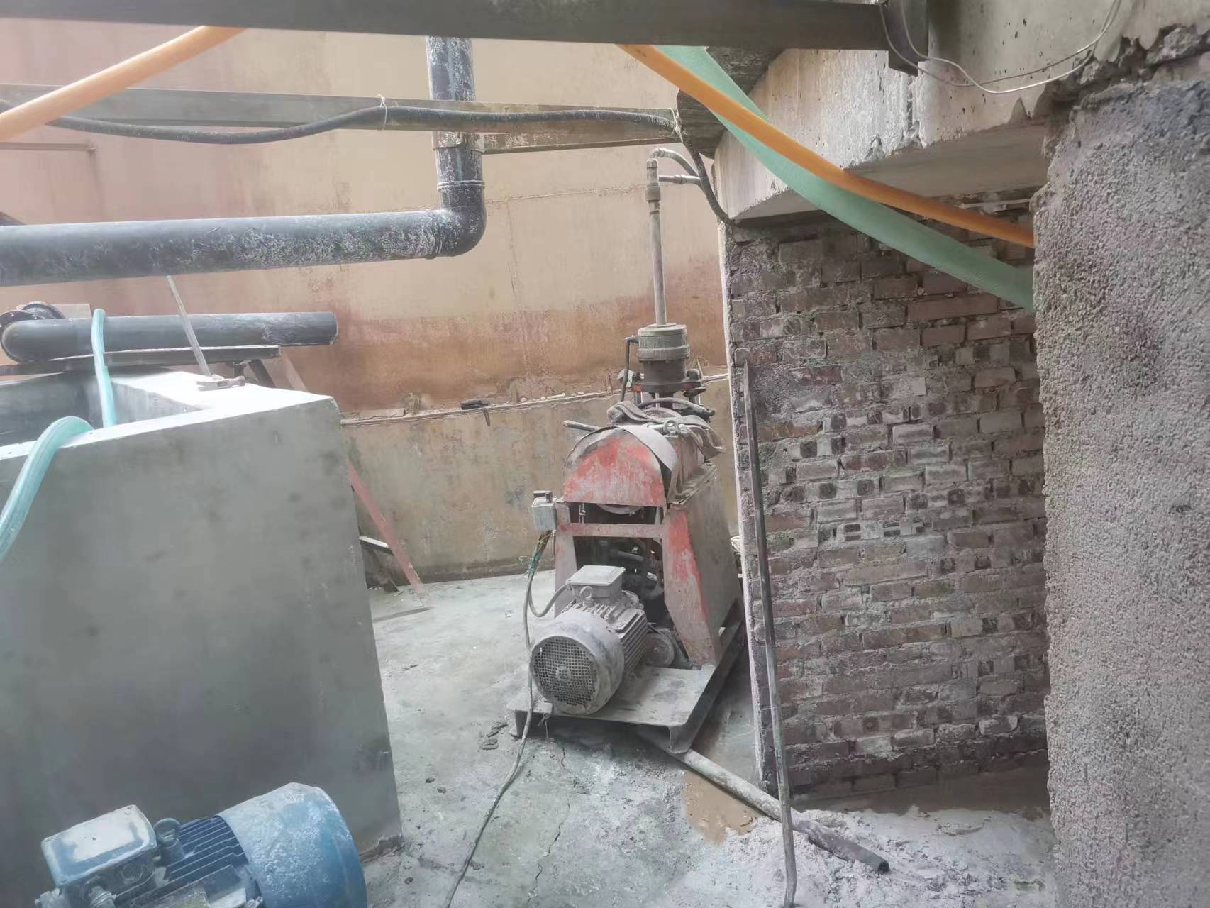 前进设备基础注浆